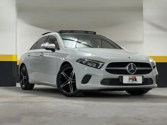 MERCEDES-BENZ-A 200-2020