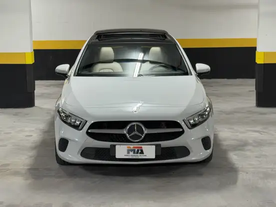 MERCEDES-BENZ-A 200-2020
