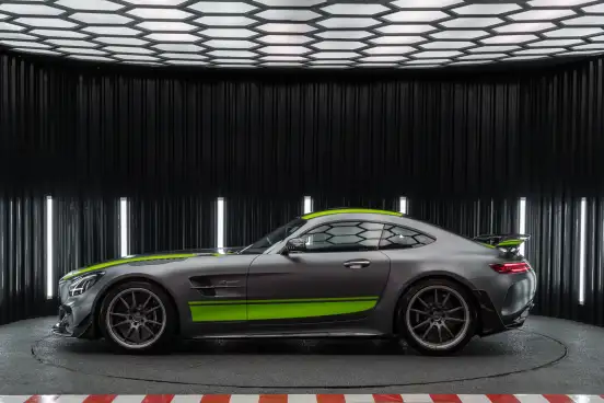 MERCEDES-BENZ-AMG GT-2020