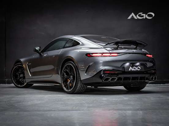 MERCEDES-BENZ-AMG GT 63-2026