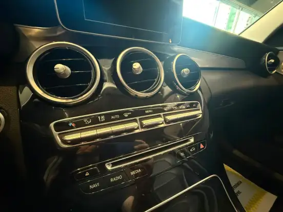 MERCEDES-BENZ-C 180-1.6 CGI 16V TURBO GASOLINA 4P AUTOMÁTICO MERCEDES-BENZ-C 180-2015