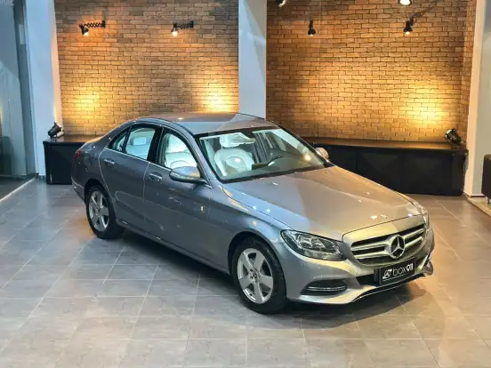 MERCEDES-BENZ-C 180-1.6 CGI 16V TURBO GASOLINA 4P AUTOMÁTICO MERCEDES-BENZ-C 180-2015