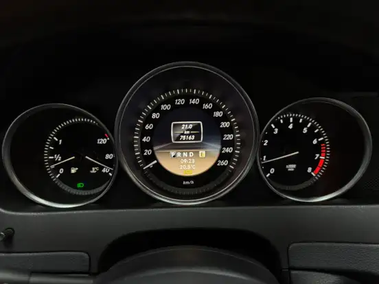 MERCEDES-BENZ-C 180-2012
