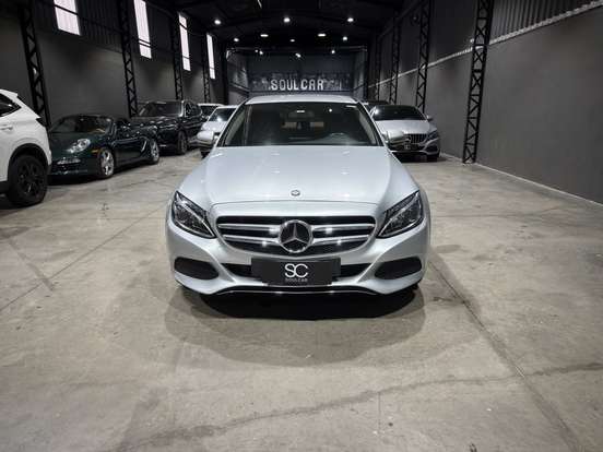 MERCEDES-BENZ-C 180-1.6 CGI AVANTGARDE 16V TURBO GASOLINA 4P AUTOMÁTICO MERCEDES-BENZ-C 180-2017