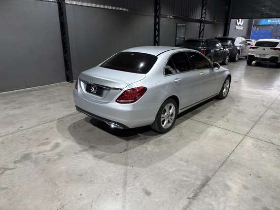 MERCEDES-BENZ-C 180-2017