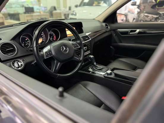 MERCEDES-BENZ-C 180-1.6 CGI CLASSIC 16V TURBO GASOLINA 4P AUTOMÁTICO MERCEDES-BENZ-C 180-2012