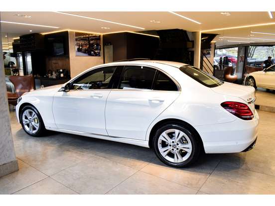 MERCEDES-BENZ-C 250-2017