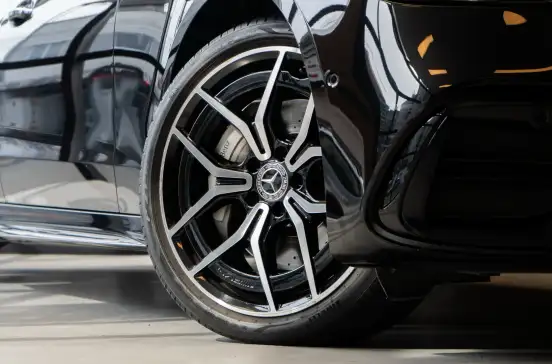 MERCEDES-BENZ-C 300-2024