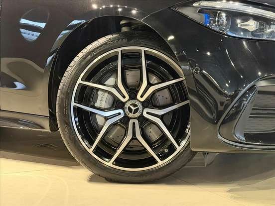 MERCEDES-BENZ-C 300-2024