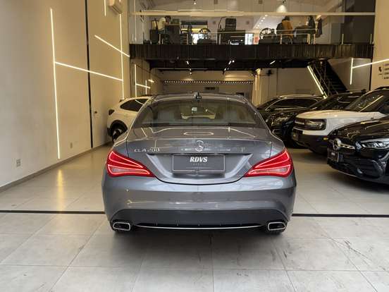 MERCEDES-BENZ-CLA 200-1.6 VISION 16V FLEX 4P AUTOMÁTICO MERCEDES-BENZ-CLA 200-2015