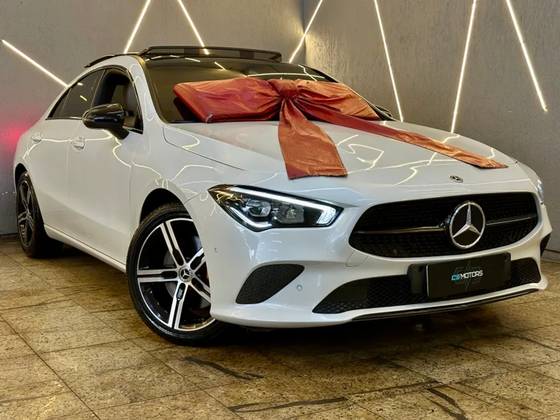Mercedes-Benz CLA 250 2.0 CGI Gasolina 7G-DCT