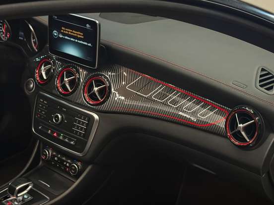 MERCEDES-BENZ-CLA 45 AMG-2.0 16V TURBOCHARGED GASOLINA 4P AUTOMÁTICO MERCEDES-BENZ-CLA 45 AMG-2015