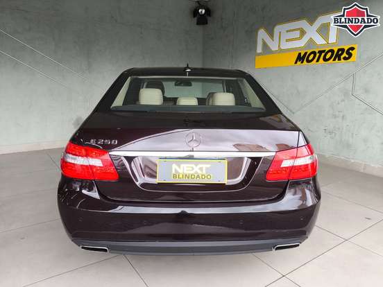 MERCEDES-BENZ-E 250-1.8 CGI AVANTGARDE 16V GASOLINA 4P AUTOMÁTICO MERCEDES-BENZ-E 250-2012