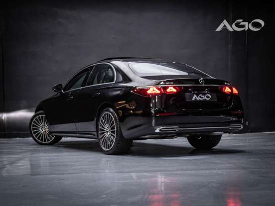MERCEDES-BENZ-E 300-2025
