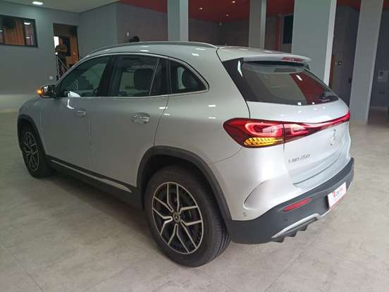 MERCEDES-BENZ-EQA 250-66,5 KW ELÉTRICO MERCEDES-BENZ-EQA 250-2022