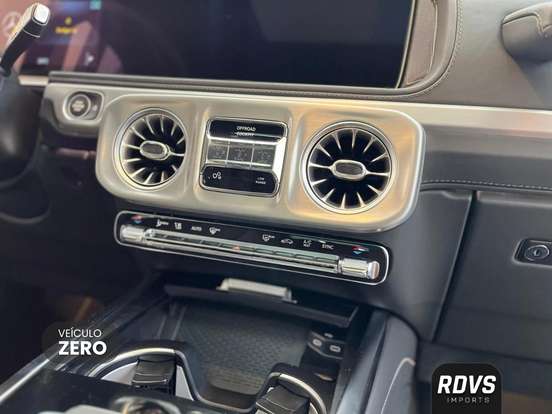 MERCEDES-BENZ-G 63 AMG-4.0 V8 BITURBO MHEV 4MATIC SPEEDSHIFT MERCEDES-BENZ-G 63 AMG-2026