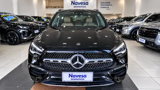 MERCEDES-BENZ-GLA 200-2024