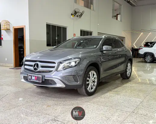 MERCEDES-BENZ-GLA 200-1.6 CGI ADVANCE 16V TURBO FLEX 4P AUTOMÁTICO MERCEDES-BENZ-GLA 200-2015