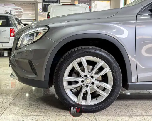 MERCEDES-BENZ-GLA 200-1.6 CGI ADVANCE 16V TURBO FLEX 4P AUTOMÁTICO MERCEDES-BENZ-GLA 200-2015
