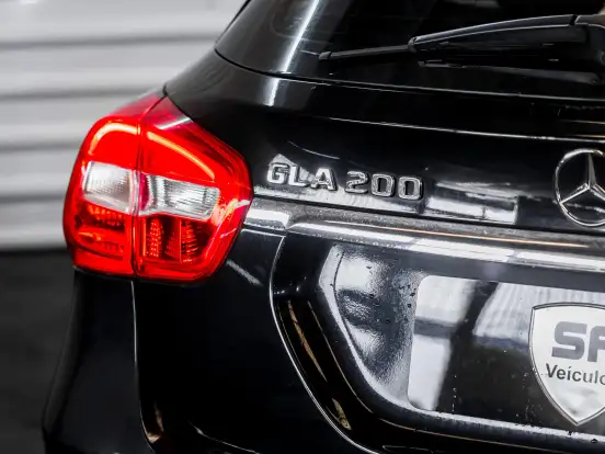 MERCEDES-BENZ-GLA 200-1.6 CGI FLEX STYLE 7G-DCT MERCEDES-BENZ-GLA 200-2018