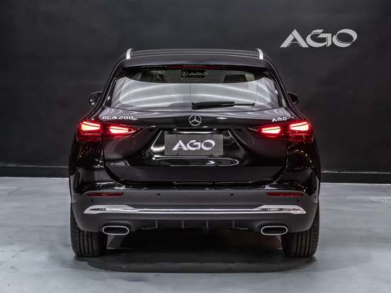 MERCEDES-BENZ-GLA 200-2026
