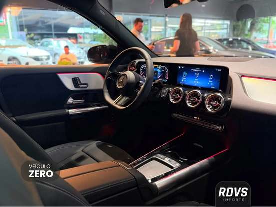 MERCEDES-BENZ-GLA 200-2026