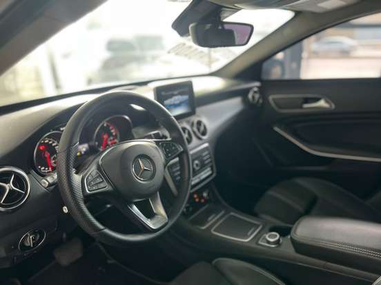 MERCEDES-BENZ-GLA 200-1.6 CGI FLEX ADVANCE 7G-DCT MERCEDES-BENZ-GLA 200-2019