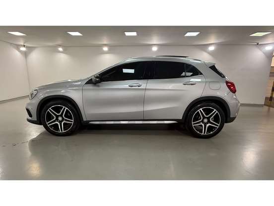 MERCEDES-BENZ-GLA 250-2.0 16V TURBO GASOLINA SPORT 4P AUTOMÁTICO MERCEDES-BENZ-GLA 250-2015