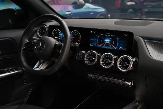 MERCEDES-BENZ-GLA 35 AMG-2.0 MHEV 4MATIC SPEEDSHIFT MERCEDES-BENZ-GLA 35 AMG-2025