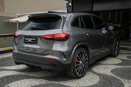 MERCEDES-BENZ-GLA 35 AMG-2.0 MHEV 4MATIC SPEEDSHIFT MERCEDES-BENZ-GLA 35 AMG-2025