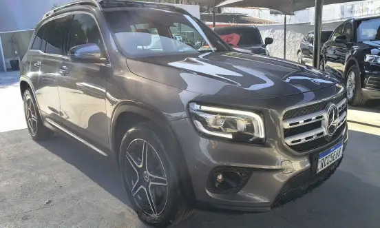 MERCEDES-BENZ-GLB 200-2020