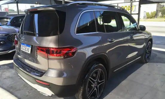 MERCEDES-BENZ-GLB 200-2020