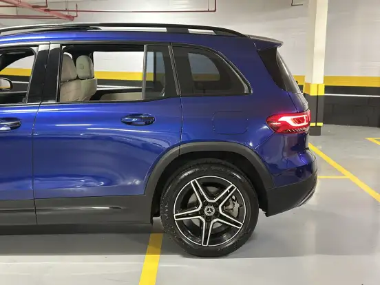 MERCEDES-BENZ-GLB 200-2020
