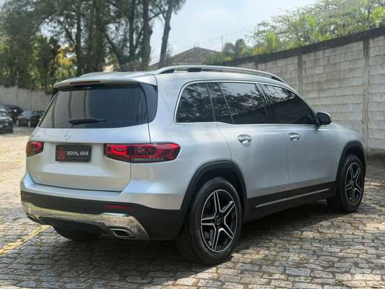 MERCEDES-BENZ-GLB 200-1.3 CGI GASOLINA ADVANCE 7G-DCT MERCEDES-BENZ-GLB 200-2021