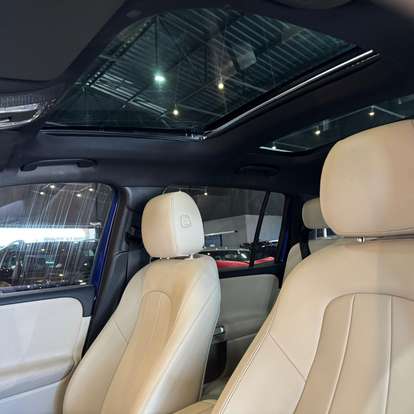 MERCEDES-BENZ-GLB 200-2020