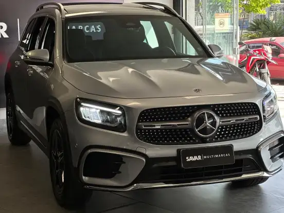 MERCEDES-BENZ-GLB 220-2024