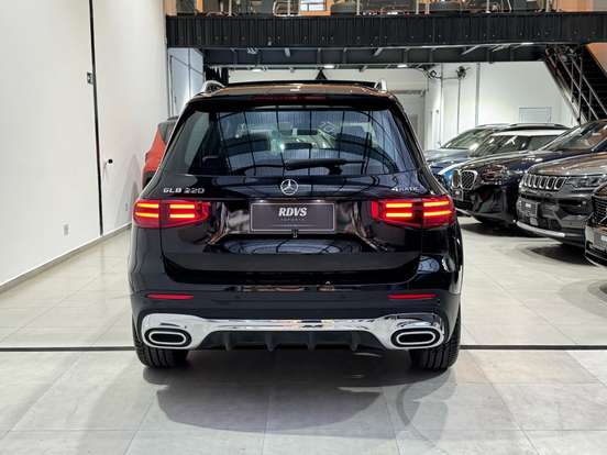MERCEDES-BENZ-GLB 220-2026