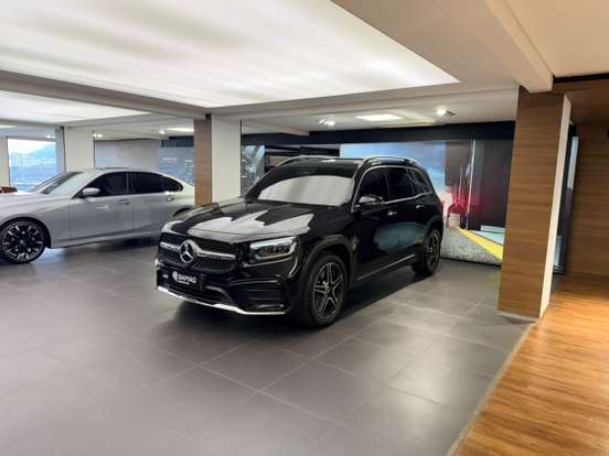MERCEDES-BENZ-GLB 220-2025