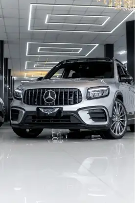 MERCEDES-BENZ-GLB 35 AMG-2024