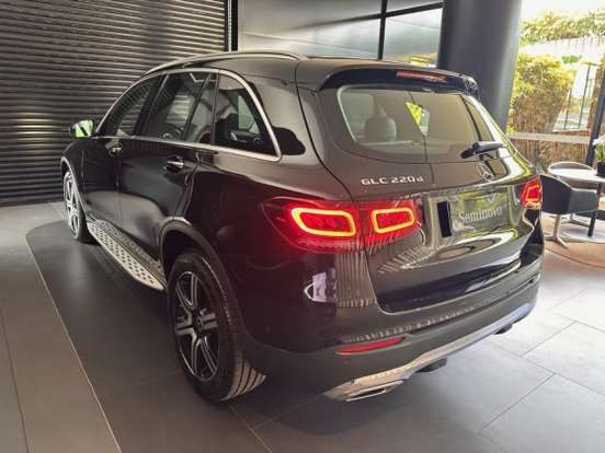 MERCEDES-BENZ-GLC 220d-2022