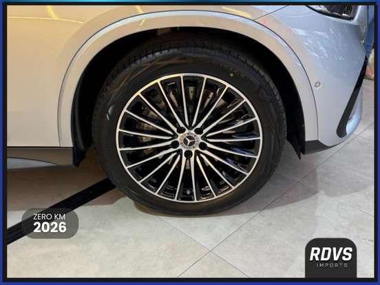 MERCEDES-BENZ-GLC 300-2026