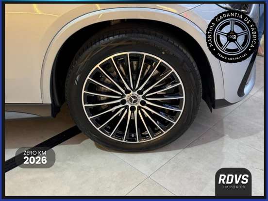 MERCEDES-BENZ-GLC 300-2026