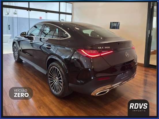 MERCEDES-BENZ-GLC 300-2026