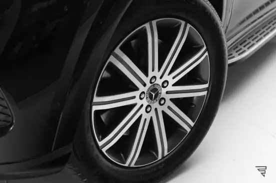 MERCEDES-BENZ-GLE 450d-2024