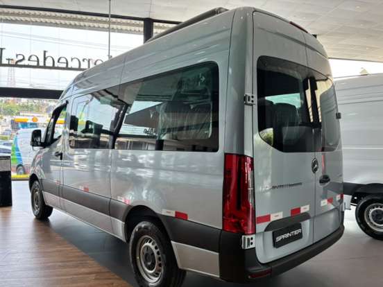 MERCEDES-BENZ-SPRINTER-2026