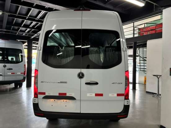 MERCEDES-BENZ-SPRINTER-2026