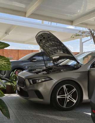 MERCEDES-BENZ-A 200-2019