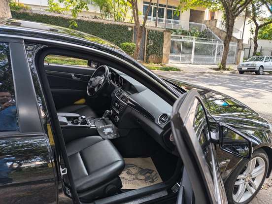 MERCEDES-BENZ-C 180-2012