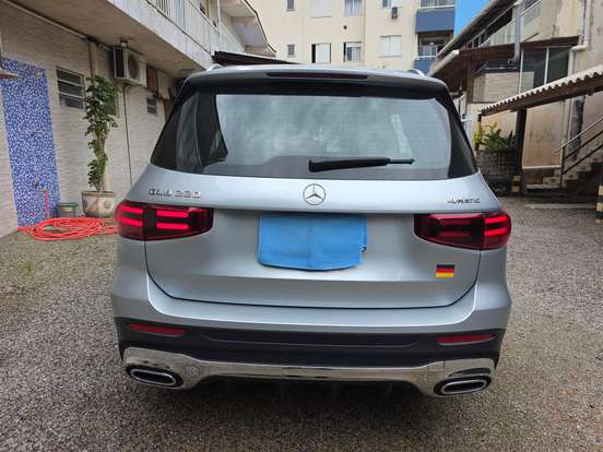 MERCEDES-BENZ-GLB 220-2.0 MHEV AMG LINE 4MATIC 8G-DCT MERCEDES-BENZ-GLB 220-2024
