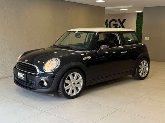 MINI-COOPER-2010